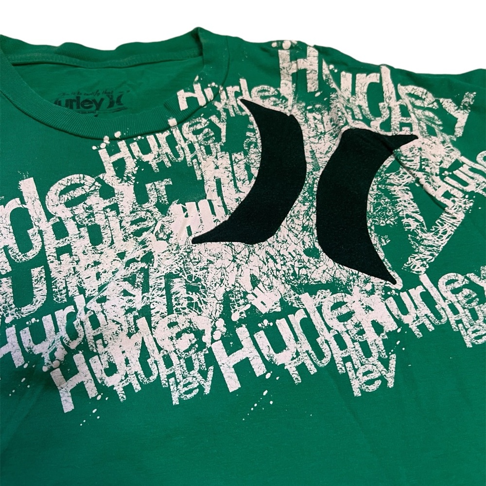 Y2K Hurley Men’s Sz large t-shirt green  color short sleeves - Picture 2 of 3